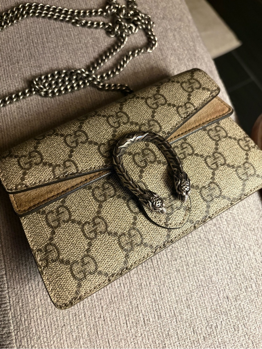 Gucci Beige and Brown Monogram Bag - Picture 7 of 10